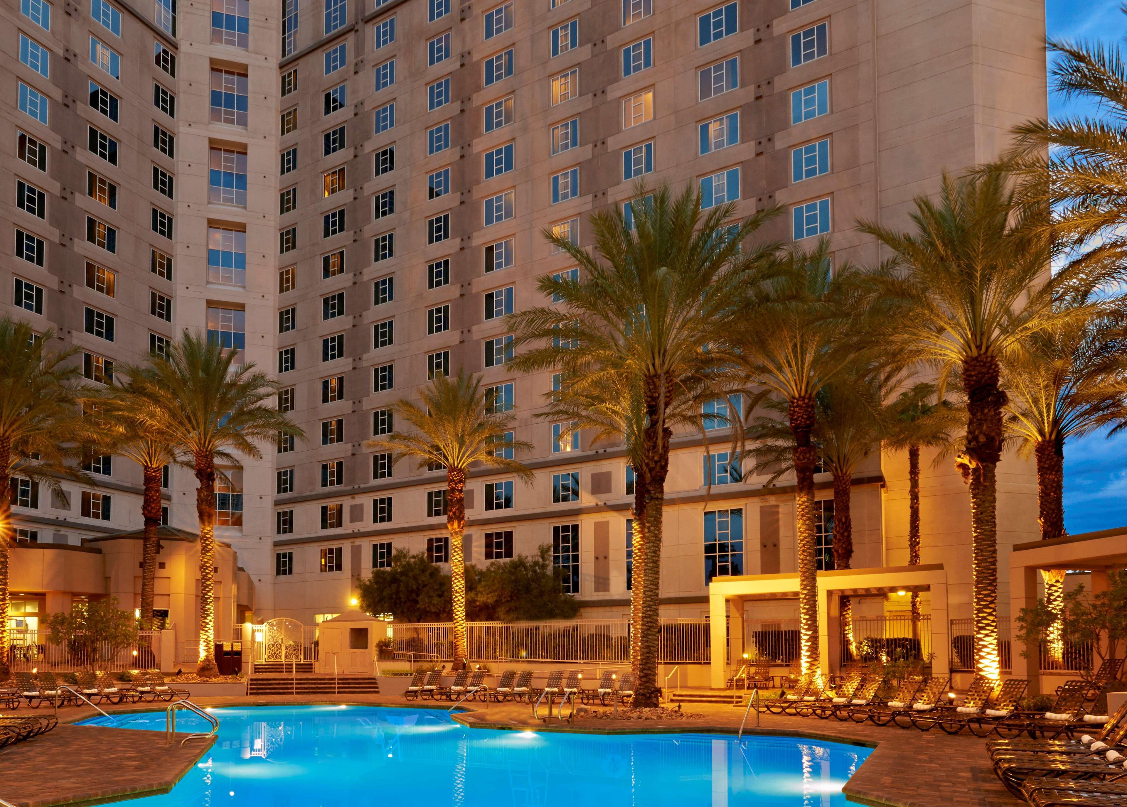 Hilton Grand Vacations Club Paradise Лас Вегас Екстериор снимка