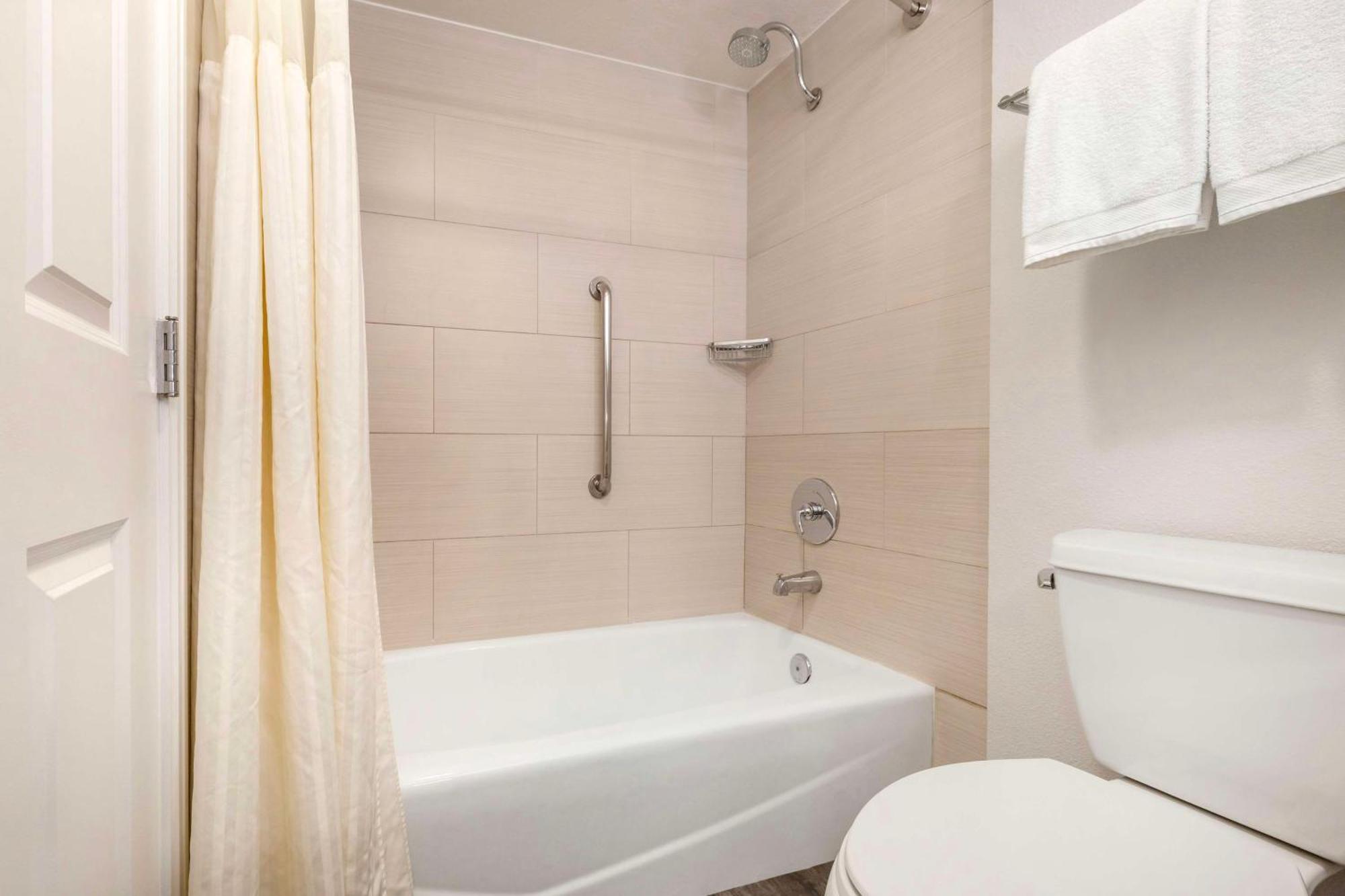 Hilton Grand Vacations Club Paradise Лас Вегас Екстериор снимка